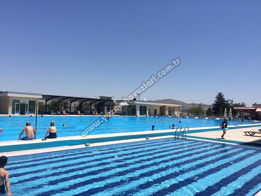 İnönü Üniversitesi Olimpik Açık ve Kapalı Yüzme Havuzu